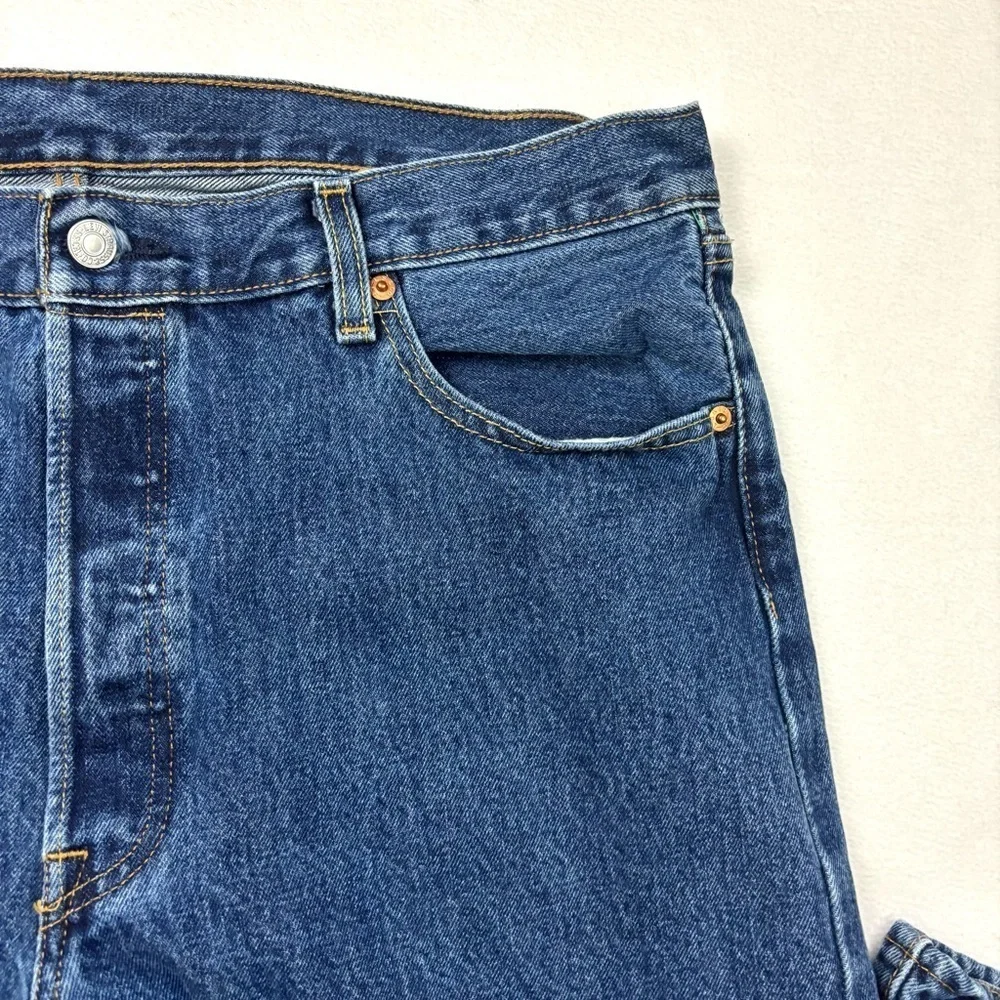 Levi’s 501 Button Fly Medium‎ Wash Rugged Solid Classic “50’s” Jeans Size 36/32